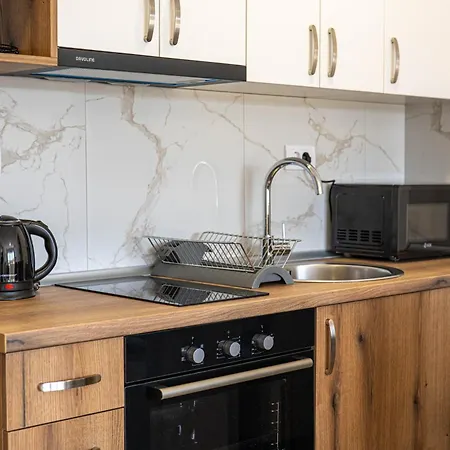 Lakers Apartment Ostrovo