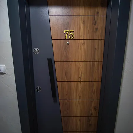 Lakers Apartment Ostrovo